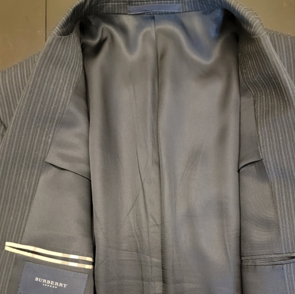Authentic/Burberry Sport Coat - Picture 15 of 16